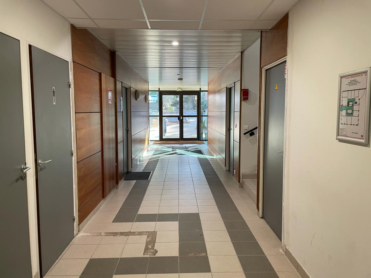 Bureau Aix-en-Provence 842m² Location bureau Aix-en-Provence Bouches-du-Rhône OLBUR2421612 25